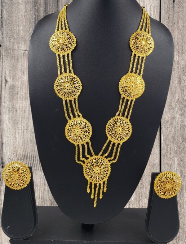 Gold Polish Long Necklace Set