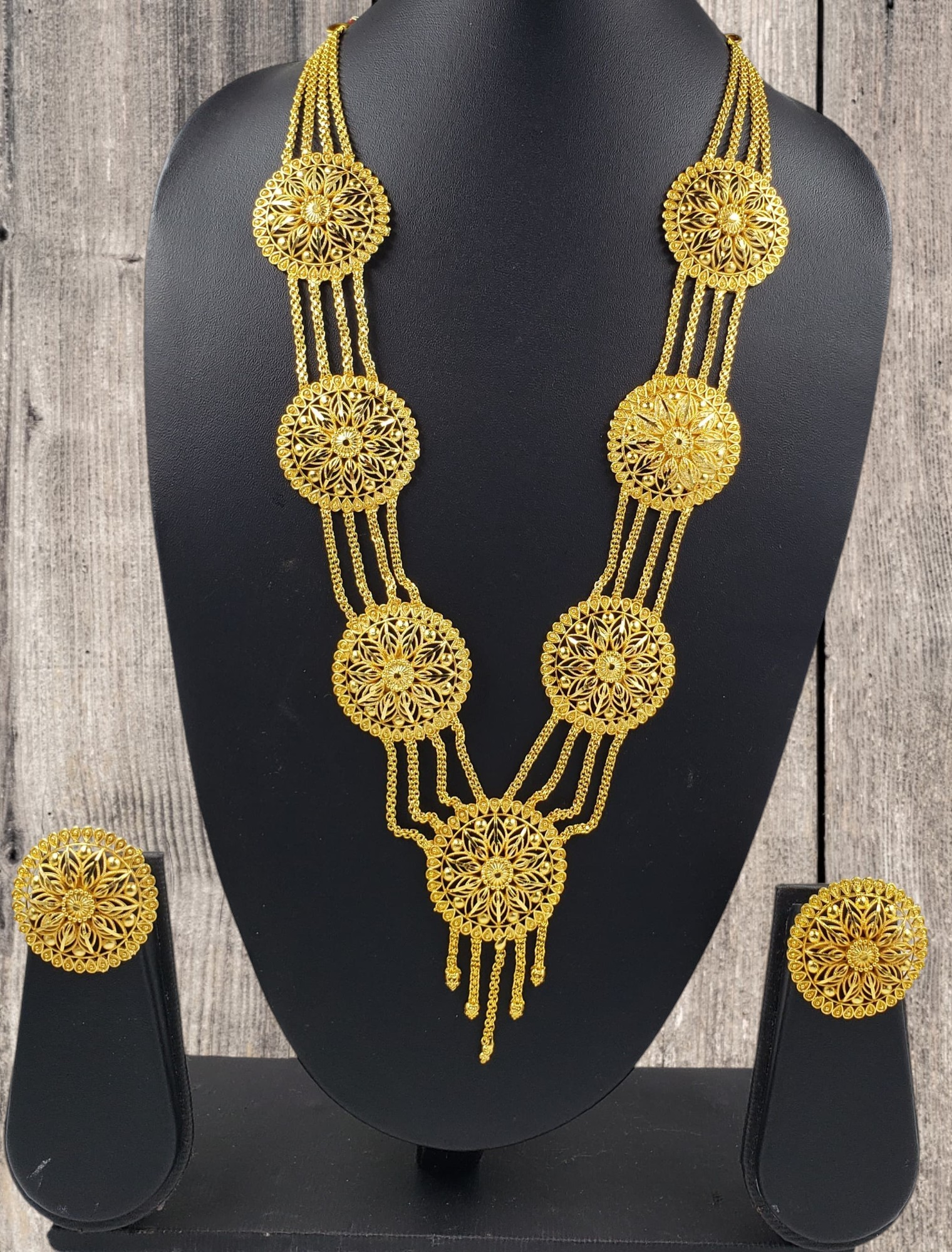 Gold Polish Long Necklace Set