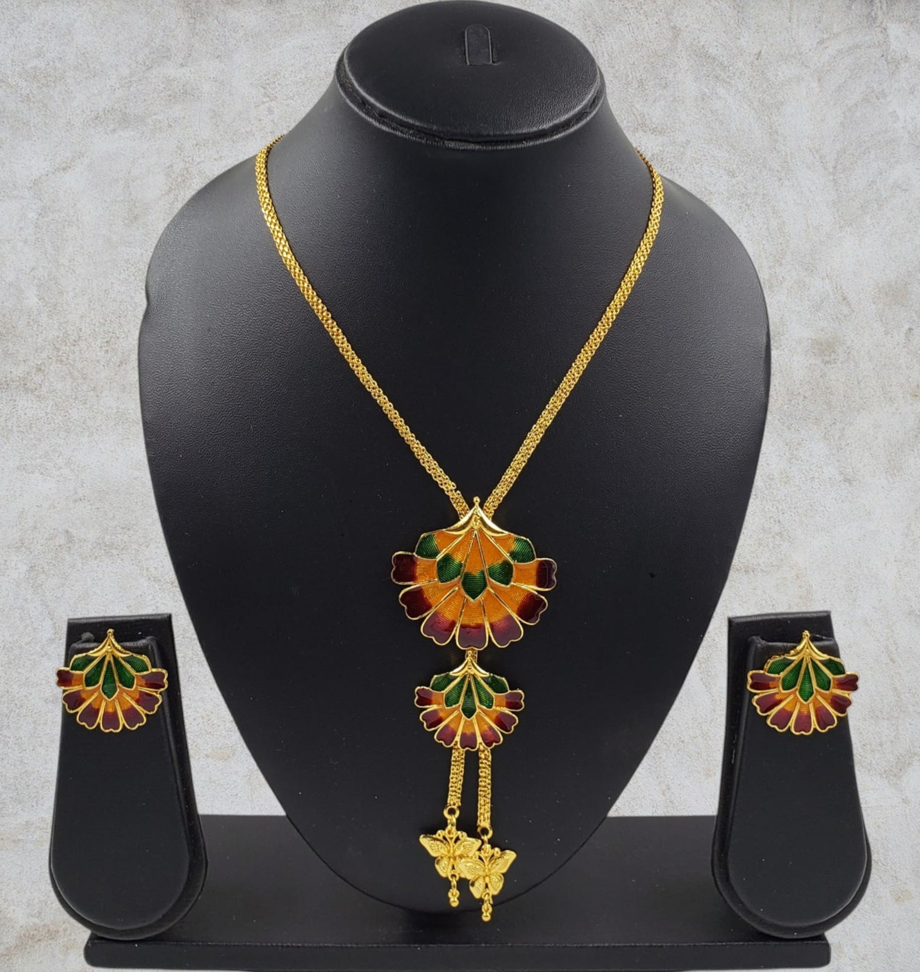 Gold Polish Meena Kari Necklace Set