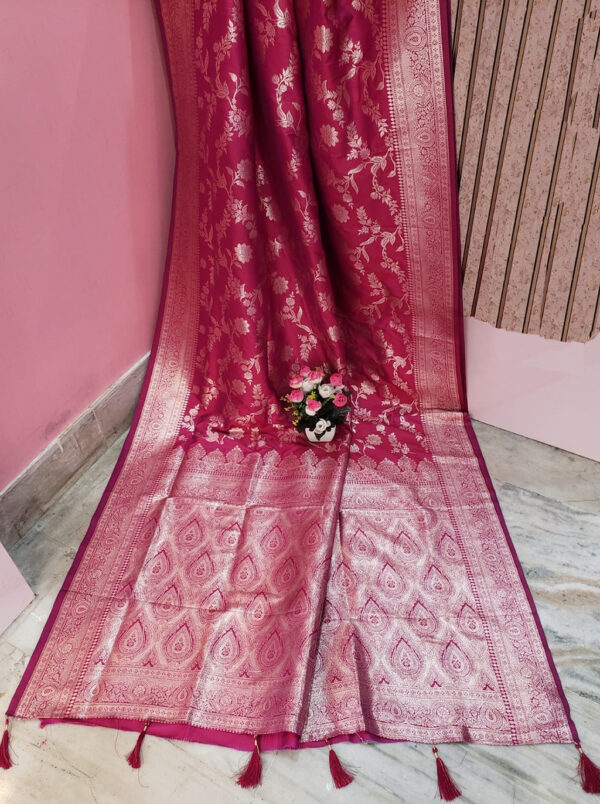 Magenta Color Jaal Katan Benarasi Saree