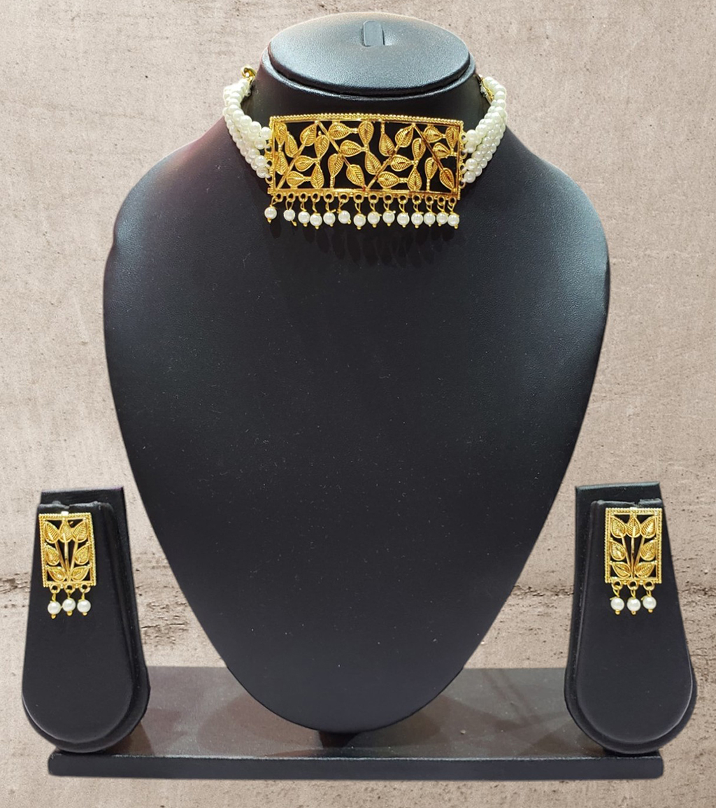 Gold Polish Choker Necklace Set